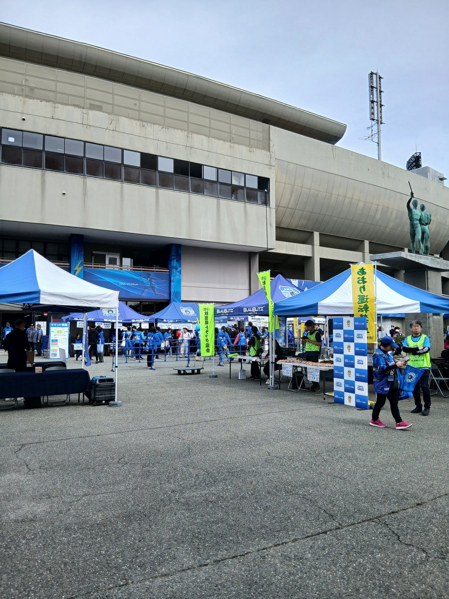 WIZONE_KK's tweet photo. #秋田県トラック協会
#ブラウブリッツ秋田
2026.10.4(日) 2026/27シーズン 明治安田J2リーグ 第9節 秋田vs.鳥栖が開催されるソユスタは両クラブサポーターで盛り上がってます🏟️⚽️
秋田県トラック協会さまの冠マッチでイベントに参加すると、とらっくんぬいぐるみがもらえます🐯🚛 https://t.co/a2ASm6LTXj