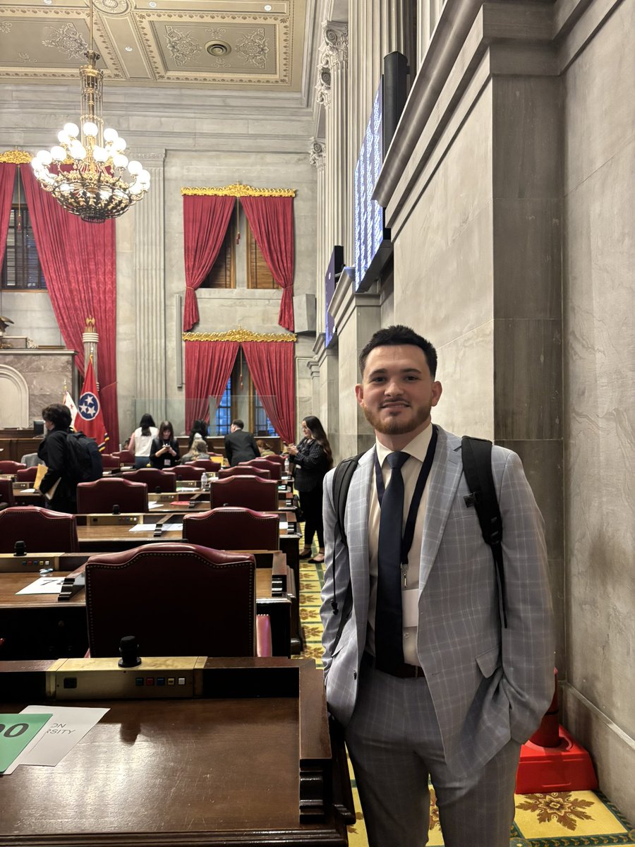 ciirgliano's tweet photo. My name is Joey Cirigliano. I recently graduated college and am now working full-time in consulting. Please JOIN &amp; support my journey as I build and scale my first app, offer any advice and connect with me! I couldn’t allow myself to miss what’s available with AI, UGC, etc. https://t.co/dItW1xNqKB