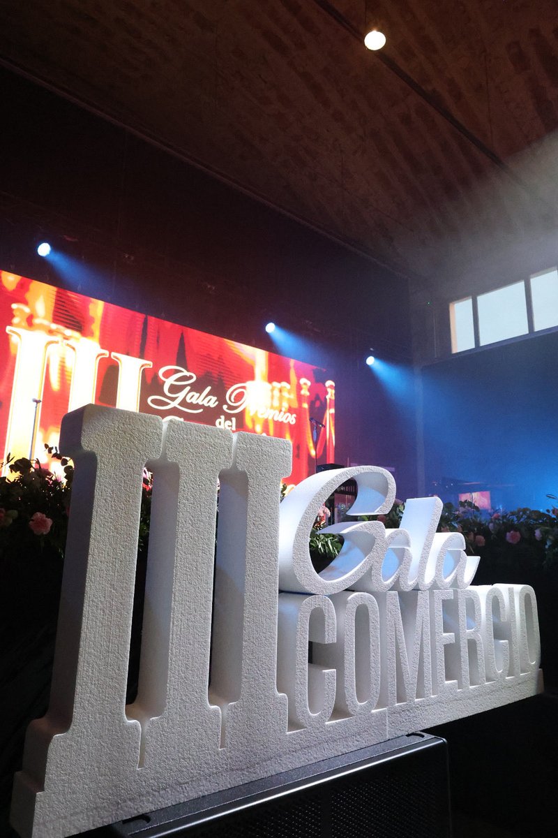 MoralaMarco's tweet photo. III Gala del Comercio en #Ponferrada https://t.co/npm8zkVXxj