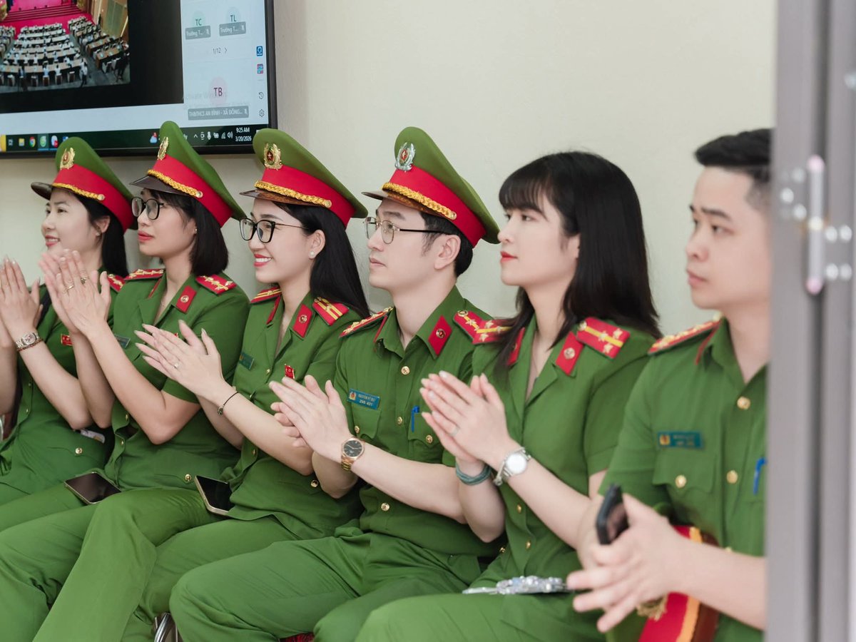 cand_vietnam's tweet photo. Hạnh phúc đơn giản lắm https://t.co/A1EV9tTJkm