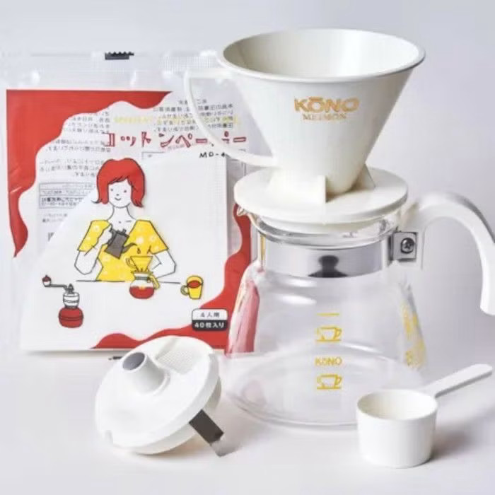 facoffee_bot's tweet photo. kono/コーノ】名門4人用ドリッパーセット ホワイト フタ付き MD-40WH
https://t.co/fQzengdL35
コーノ式名門ドリッパーセット4人用。フィルター、ポット、メジャー、ペーパー40枚付きです。ホワイト。
#kono #コーノ #ドリッパー #コーノ式名門 #ドリッパーセット #コーヒー #Coffee #FaCoffee https://t.co/QzAFiKD8J0