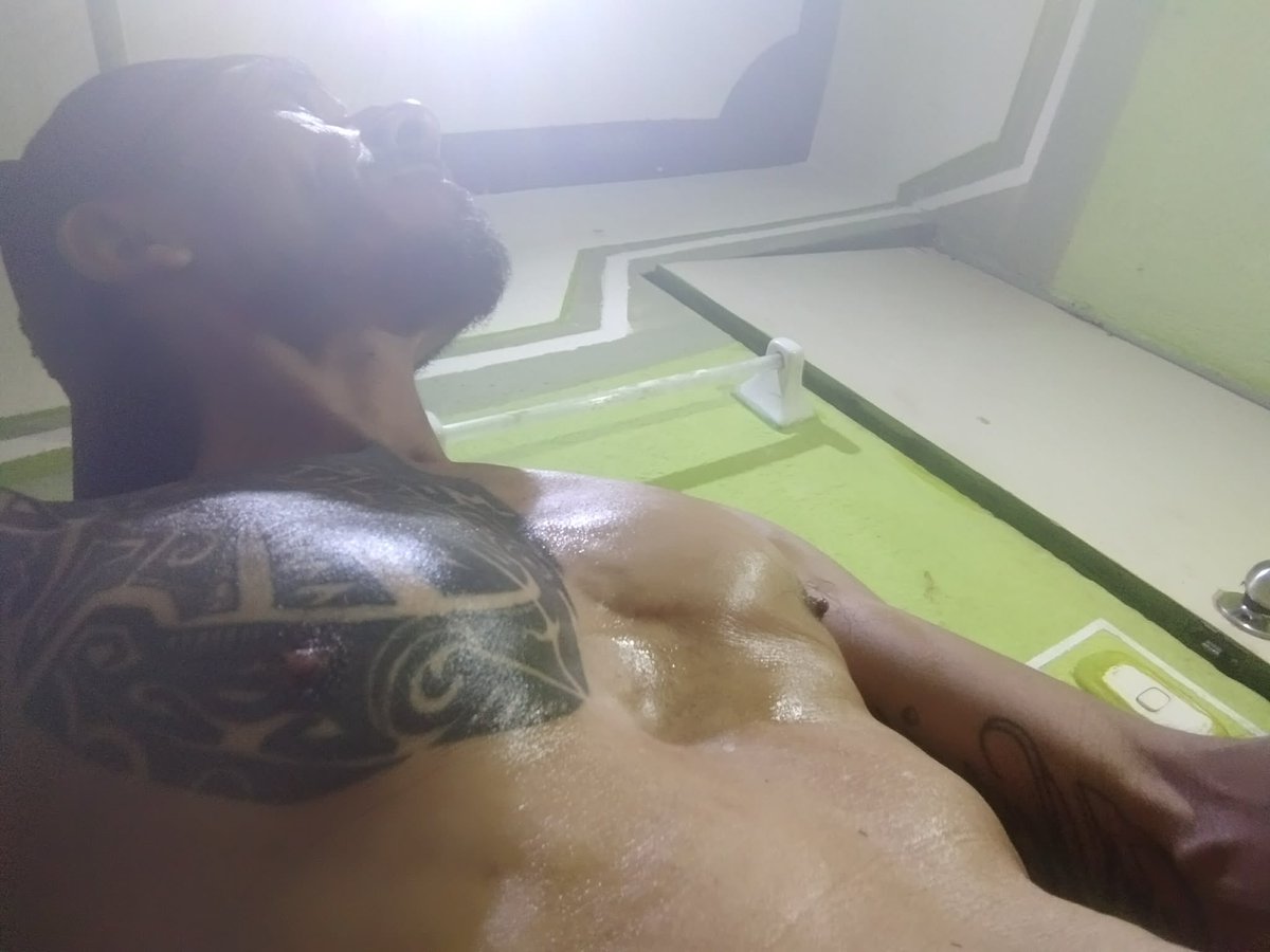 Cathfish69's tweet photo. Gilberto de Jalisco el #HeteroEngañado que no quiere #gays https://t.co/M3XaltSAd0