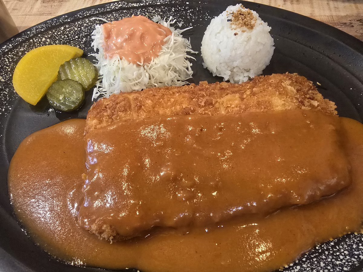 Kaguna222's tweet photo. 맛점요(치즈왕돈끼스 13500원..) https://t.co/00CJqtptOf