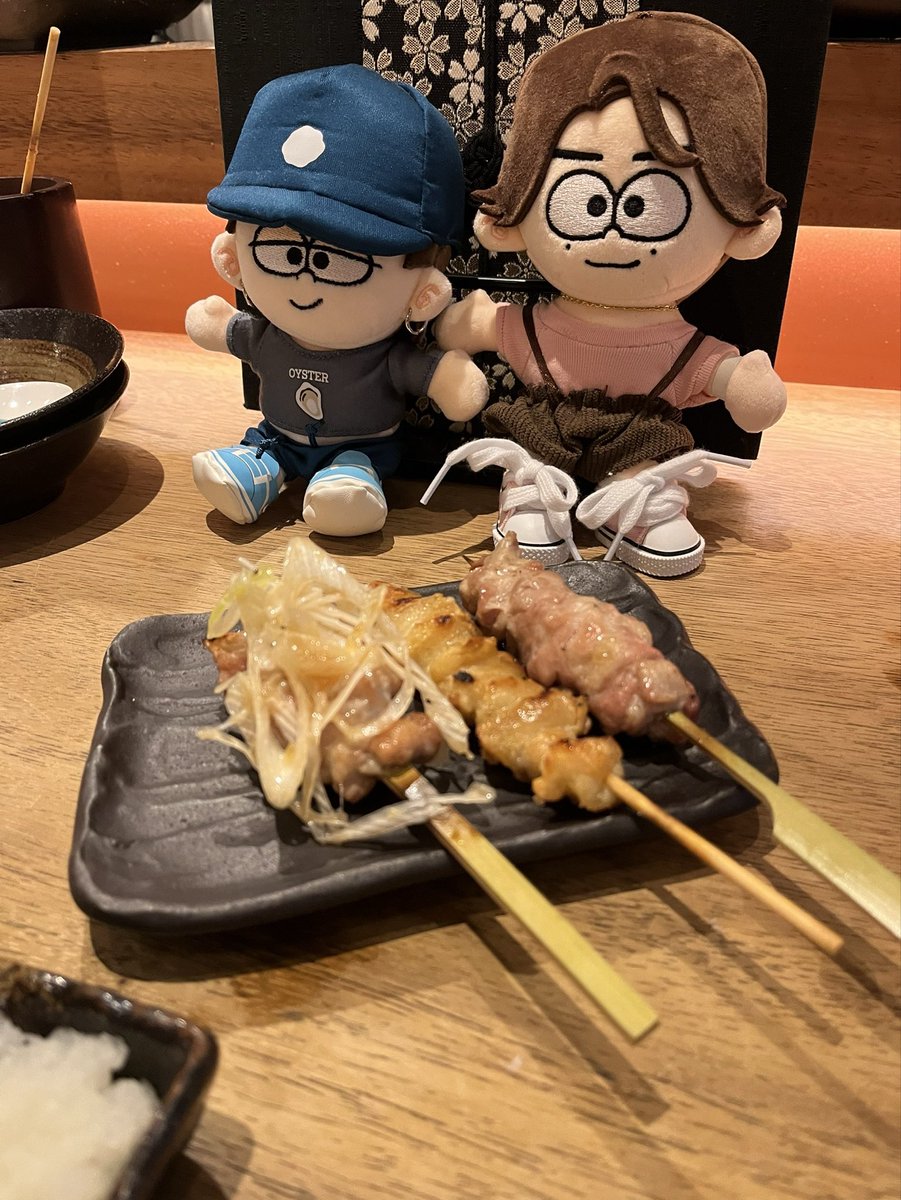 oshigadekitayo's tweet photo. 存在が身近過ぎて、外に飲みに行く事を思いつきもしませんでした🥹🍻
お姉ちゃんとタム会‼︎
やっと同じ温度感の人と直接喋れた😭🩵🩷ほぼ毎日LINEしてるけどw

timeleszの応援これからも一緒に頑張る💪✨
焼き鳥×おでん×日本酒
最高😊🍢🍶 https://t.co/CipZMioq3x