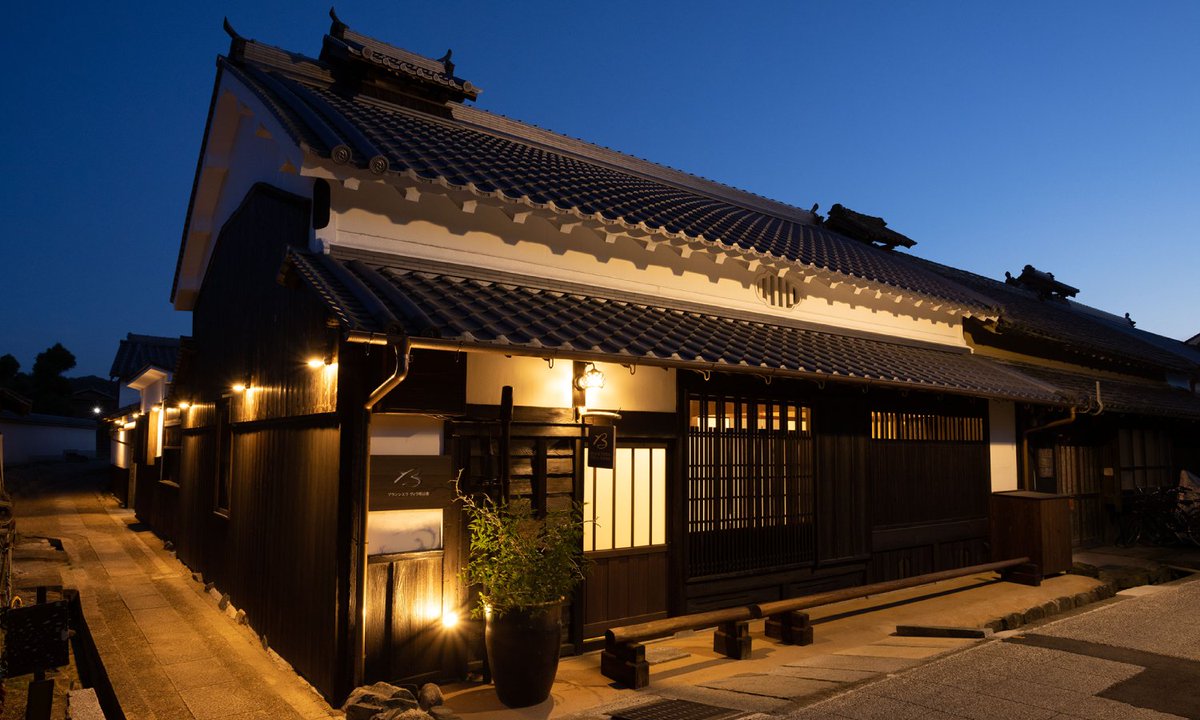 DestinaHotels's tweet photo. 2024年7月に世界遺産に登録された「佐渡島の金山」
その西部に位置する、個人的に島一綺麗だと思うホテルが「HOTEL AZUMA」

日本海を堂々と眺める高台に位置し、5つある全ての温泉が海に面する。

何と言っても夕日が美しく、「じゃらんアワード2025」では大賞を受賞。
新潟市から島までは船で1時間。 https://t.co/XVnWFzYXGG