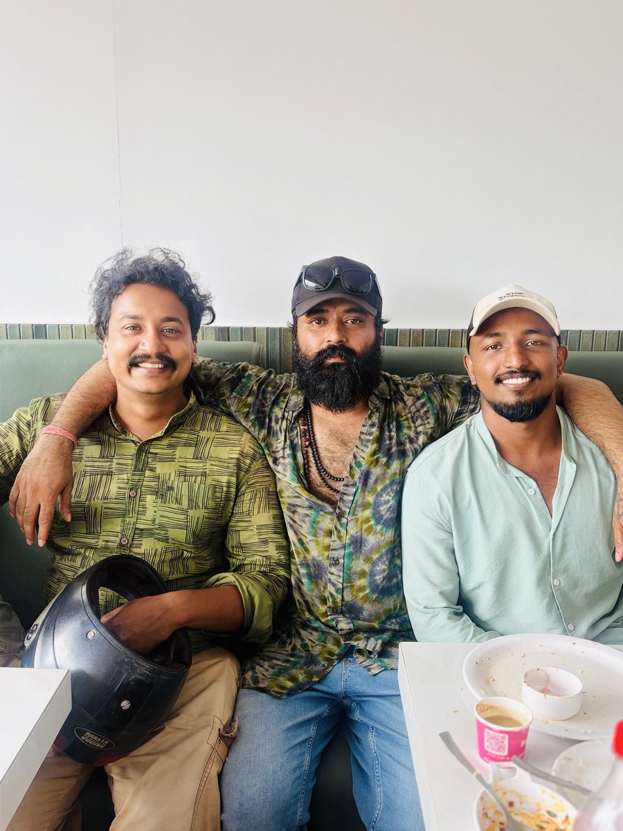 VineeshV2255's tweet photo. I will always be grateful to each and every one of you. You stood by me when I needed you the most, and I will never forget it. A very special thanks to Akhil Bro, Sooraj Bro, Vipin Bro, Hari Bro, Sreenath Bro, and Abhinand Bro. 
Thk you 4 being there for me. I’ll never forget.u https://t.co/onHMAsRSqC