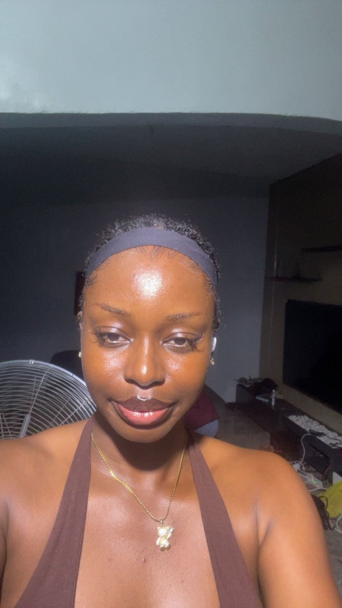 Shahynnnn's tweet photo. https://t.co/nlI25fzbLO