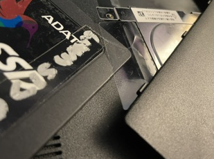 akibaekicli's tweet photo. 文章打ちつつ愛機たちをMXlinuxで救済 WIN7時代VAIOも爆速に変身 古いcore2DUOマシンを文章用に復活させて使ってきたから、もう十分 古いMACも復活させました プリンターも難なく認識 復活ありがたい でもMACのキーボード設定はコツ必要 そのうちお書きします MINTより好き #MXlinux https://t.co/dzYpMtOST0