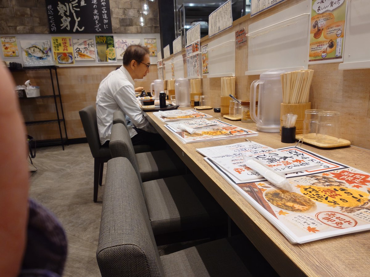 vej045532's tweet photo. 試合のない日は心が穏やかになるので、本まぐろのど肉丼　@できたて屋 丸の内 https://t.co/QghVwCythX