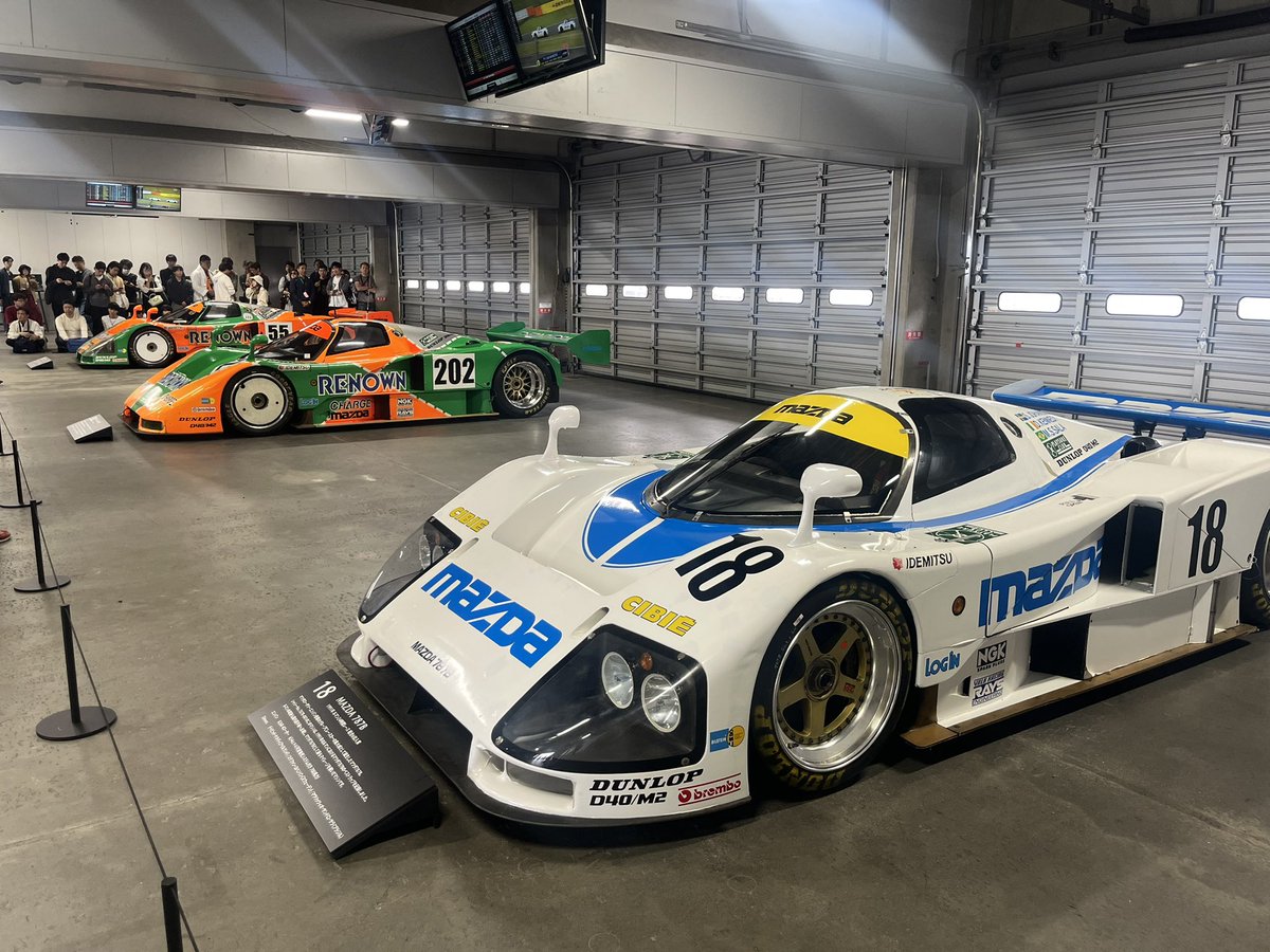 Nezu_kpkp's tweet photo. 787B！
この子の展示見たくてマツダフェス来たんよ！！

うちのトミカと一緒に写真に収めました✌️ https://t.co/LU4xcZNoW2
