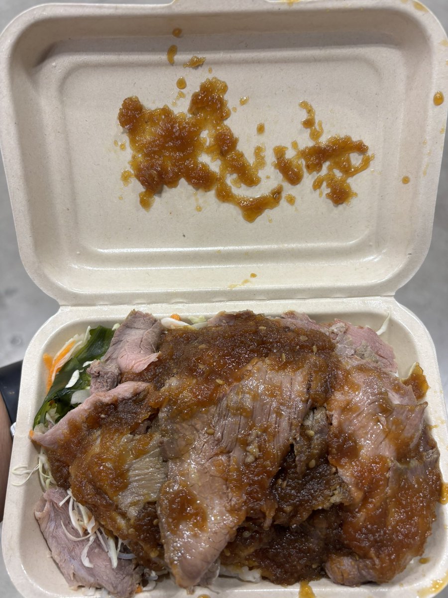 OWy6e's tweet photo. 昼飯 https://t.co/KNN1yJBaMb