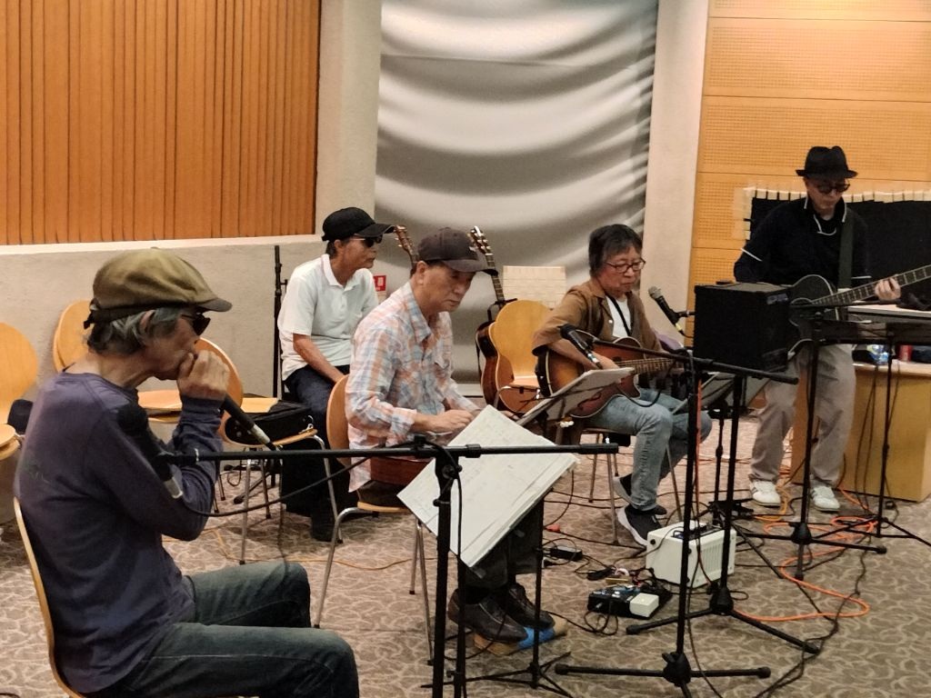 yorii_official's tweet photo. 生涯学習課です。町立図書館において、昨日3日、本日4日の2日間、第15回図書館まつりを開催しました。たくさんの方にご来館いただき、おおいに賑わいました。今後も図書館のご利用をお待ちしております。
#寄居町 #図書館 #図書館まつり https://t.co/gc5PTP8ssX