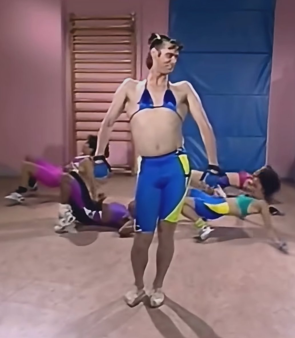 TenorioBarron's tweet photo. El arte de los aerobics... Para mantenerse en buena forma. 🤣😂🤣
El ejercicio es fundamental en la vida!!
https://t.co/pWvAZ15x28
#3Octubre #2DeOctubre #LightingUp4Baba #OFICIAL #ArtisArt #art #arte #music #aerobics https://t.co/Dcnx3gHQE0