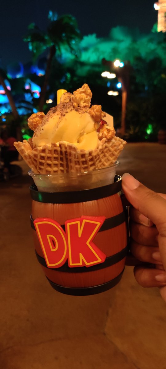 Djkrs20's tweet photo. @ElaraVtuber That is delicious https://t.co/hPipmKQPuV