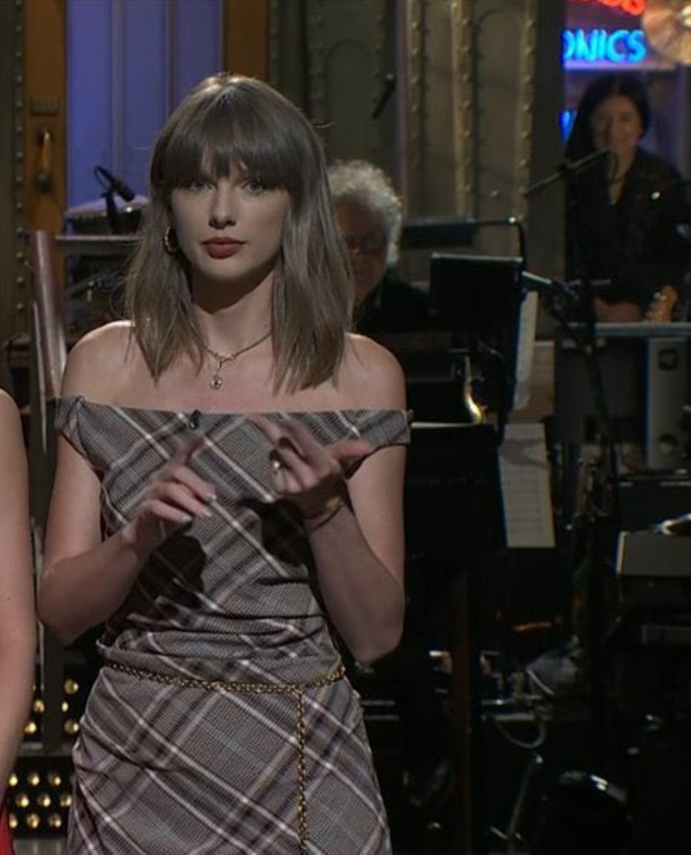 SwiftiesHQs's tweet photo. BROOOOOOOOOO https://t.co/g3Tl6o5Jp6