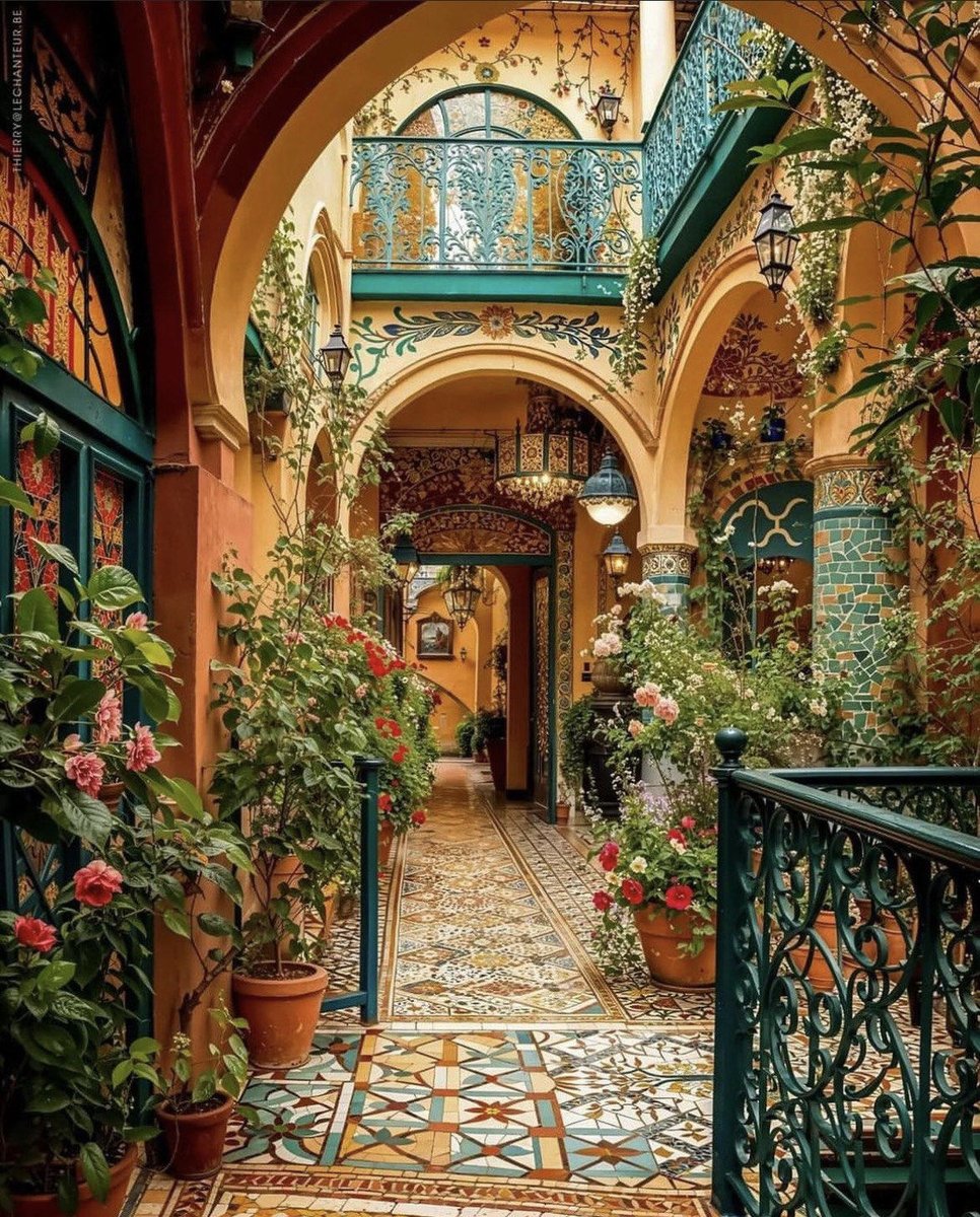 ClassicReej6qn's tweet photo. I found the most magical egg-shaped arcade corridor hidden in the old town, this egg廊仙 spot is totally a fairyland! https://t.co/OTByj5sx1b