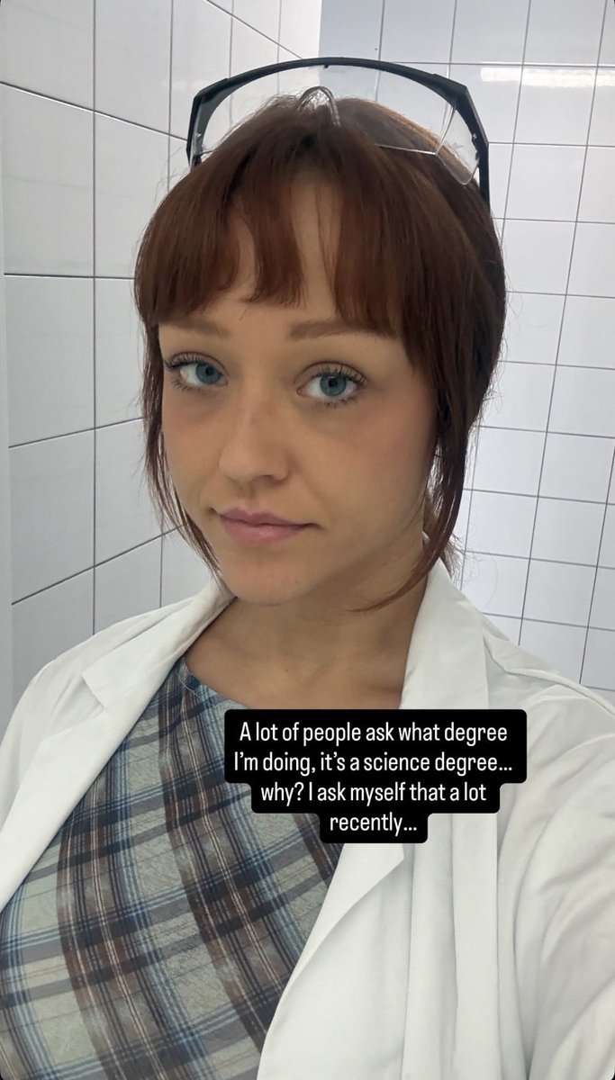 GerhardPelka's tweet photo. @SabrinaNicxu Kocham ciebie moj Aniele slodki moja inteligentna i szczera ksiezniczko moj kwiatku Lilly moje serce radosci moja coreczko przszółko kochana moja sliczna Studentko urocza https://t.co/JAkDbgqcxX