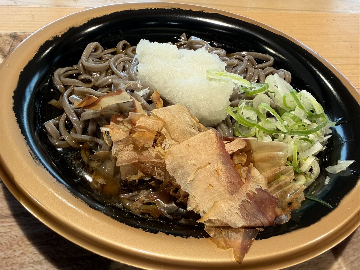 svveetsman's tweet photo. 📍道の駅 恐竜渓谷かつやま（福井県勝山市）

🍚おろし蕎麦とミニソースカツ丼セット（1100円）

ソースカツ初めて食べましたが、あまじょっぱくて美味しかったです！
蕎麦も濃くて美味しかった😋 https://t.co/1kAABMFzxj