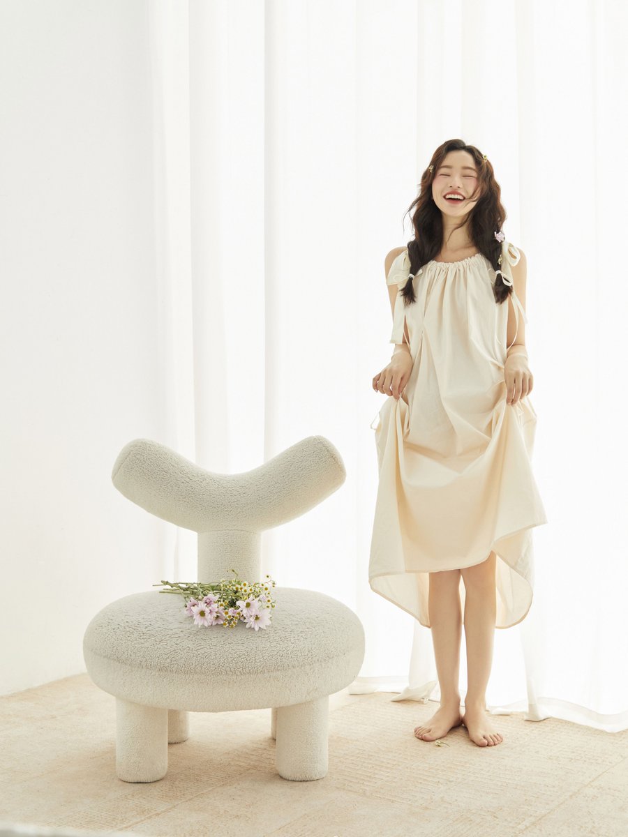 acposu's tweet photo. [Meng Yunlin, a sweet blend of youth and quiet charm, lights up every moment with her gentle presence. ]， https://t.co/2w4pUgzJig