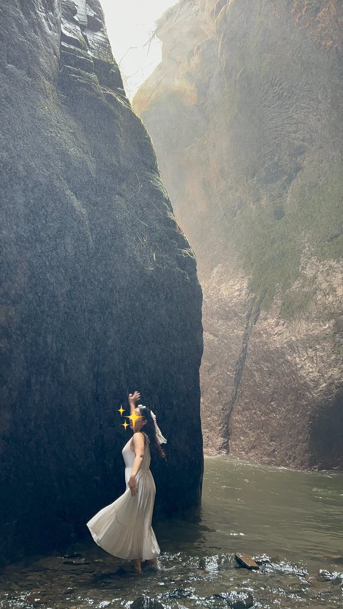 isrgme's tweet photo. Curug Ibun Pelangi, cantik bgt!! https://t.co/DAzQeY2aMN