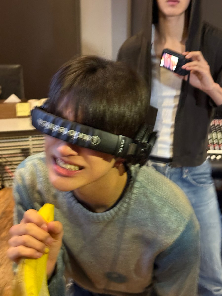 keontaku's tweet photo. 코르티스 인스타 LA컨포 비하인드 건호 (2) https://t.co/AoFej5sMZt