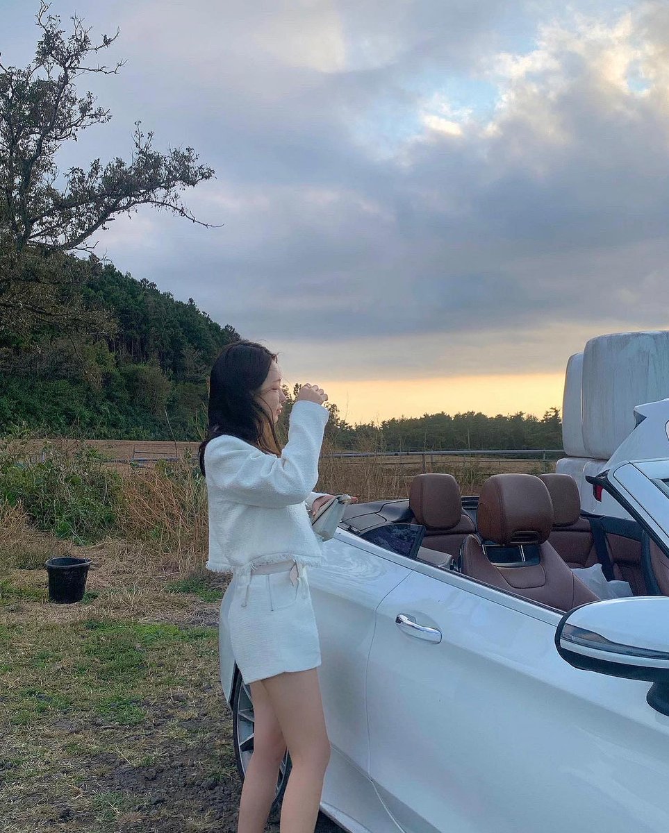 tuqb4's tweet photo. みんなの今一番おすすめの映画やアニメは何ですか？教えて。心に留めておきたい言葉。 🌟🙌
xnbhP https://t.co/8fud1qv44q
