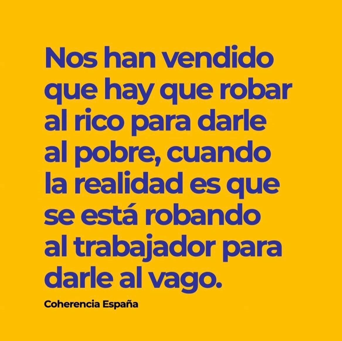 DiegoMac227's tweet photo. El problema no empieza cuando alguien quiere ayudar al que menos tiene. El problema aparece cuando se sostiene que la forma legítima de ayudar al pobre consiste en quitarle coercitivamente a otro lo que posee, y que esa transferencia deja de ser cuestionable simplemente porque se presenta con un lenguaje moral.

Si alguien roba al rico para quedarse con el dinero, es un ladrón. Si roba al rico para repartirlo entre otros, ¿de pronto deja de existir el robo? Cambiarle el nombre a la acción no cambia su naturaleza.

Y aquí aparece una pregunta que muchas veces se evita deliberadamente:

De quién es originalmente aquello que el Estado redistribuye?

Antes de repartir riqueza, alguien tuvo que producirla. Antes de financiar una política social, alguien tuvo que pagar impuestos. Antes de garantizar un beneficio, alguien tuvo que generar los recursos que lo sostienen.

Por eso, el verdadero debate no debería ser simplemente “queremos ayudar a los pobres?”. Casi todos responderíamos que sí.

La pregunta incómoda es otra:

Hasta dónde puede llegar el poder político para obligar a una persona a financiar la vida de otra?

Porque cuando la respuesta es “hasta donde sea necesario”, el principio deja de ser solidaridad y comienza a convertirse en coacción legitimada por una causa moral.

Y hay algo todavía más grave: cuando durante décadas se repite que el rico es necesariamente sospechoso, que quien produce debe ser castigado con mayores impuestos y que quien recibe recursos públicos tiene automáticamente un derecho sobre el fruto del trabajo ajeno, se termina construyendo una sociedad donde producir se convierte en una obligación y redistribuir en una virtud.

Eso no elimina la pobreza. Puede terminar institucionalizándola, porque transforma al Estado en intermediario permanente entre quienes producen y quienes reciben.

La defensa de la propiedad privada no significa indiferencia frente al pobre. Todo lo contrario: significa reconocer que una sociedad próspera necesita proteger los incentivos para producir, invertir, emprender, ahorrar y crear empleo.

Porque si para combatir la pobreza destruimos sistemáticamente los mecanismos que generan riqueza, terminaremos teniendo exactamente lo que el socialismo dice combatir: más pobreza, pero esta vez administrada en nombre de la justicia social.

La pregunta que deberían hacerse quienes defienden estas ideas es sencilla:

Por qué alguien que no produjo una determinada riqueza adquiere, por el simple hecho de existir una mayoría política, un derecho moral sobre ella?

Ahí está el verdadero debate. No entre ricos y pobres, sino entre propiedad y confiscación, cooperación voluntaria y coerción, creación de riqueza y redistribución política.
