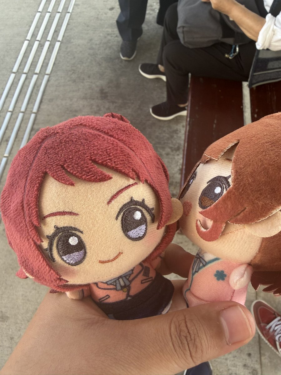 otomone_TN2's tweet photo. 保田小学校でイカメンチ

……咲季さんそんな目で見ないでください。

ちょ、ごめんなさいって…！ https://t.co/goE2TpO0KG