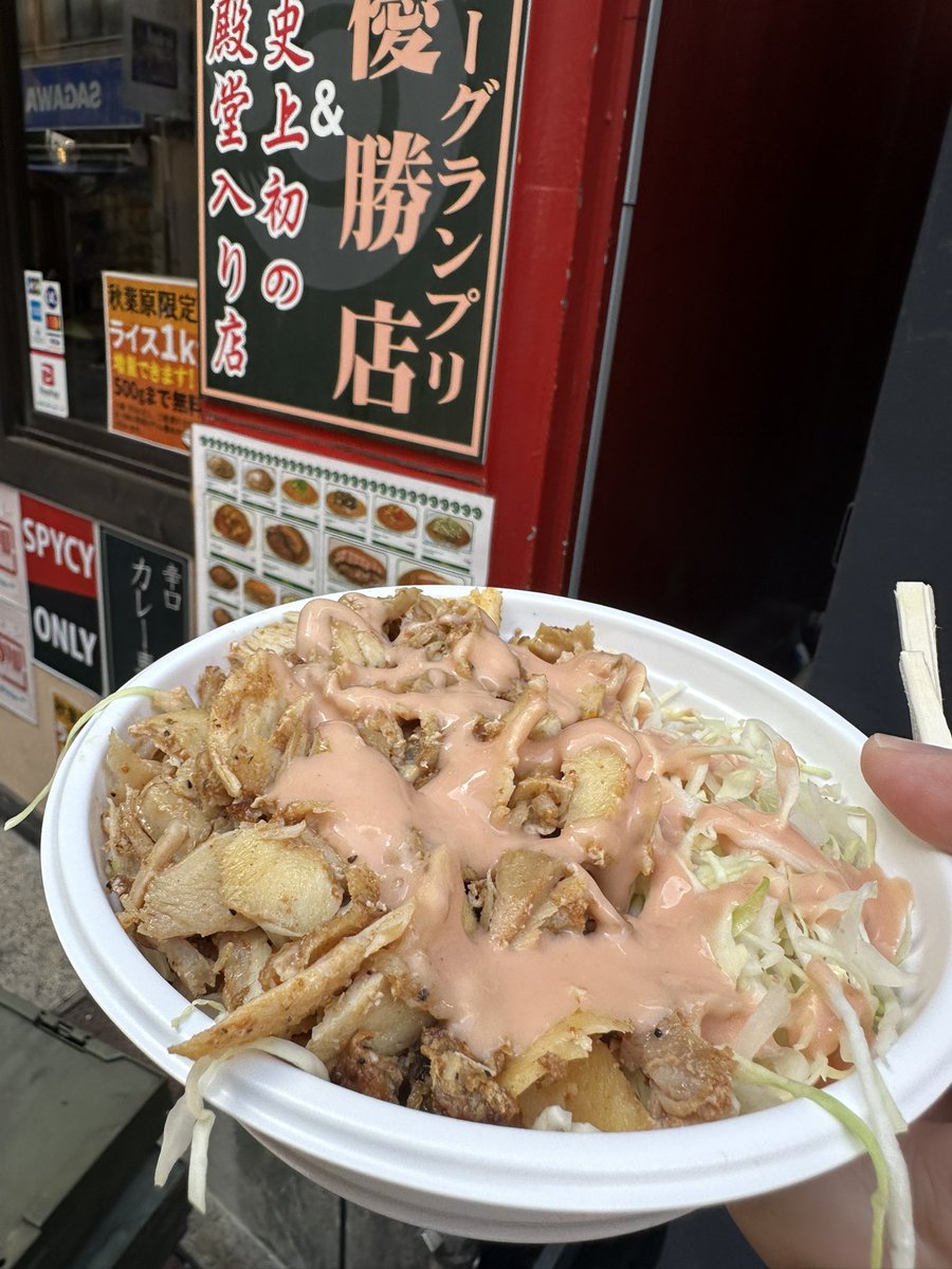 ikaros_P's tweet photo. めっっちゃ久しぶりにケバブ🥙を食べています⊂(`・ω・´)⊃ https://t.co/5iJknuWm8x