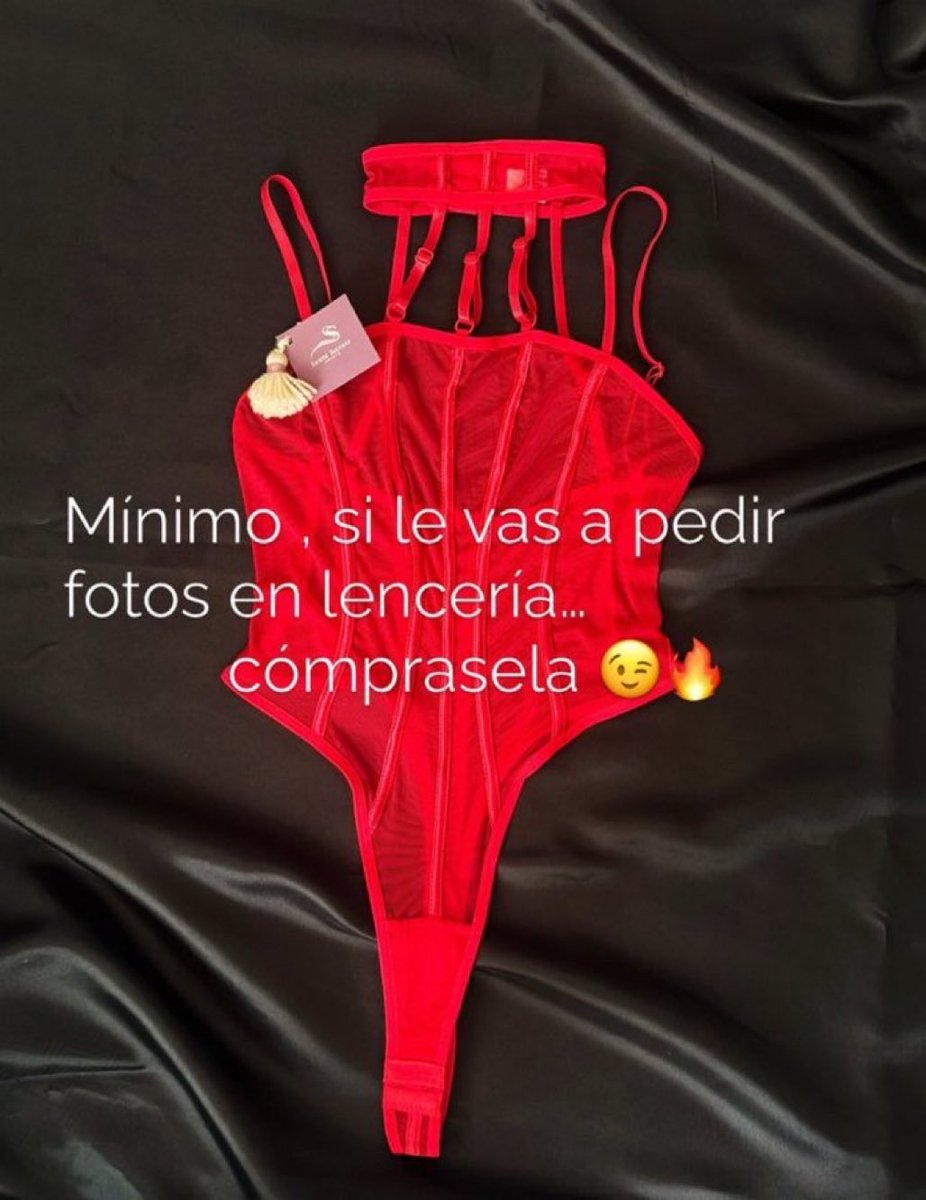 AnaPikiz's tweet photo. Quien me patrocina? https://t.co/S24KNUPxan