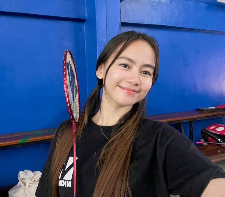 ashdrestillend's tweet photo. Imagine face shaming her , when she literally looks like this bare faced...
Oh man they really need a eye check up.😮‍💨 https://t.co/ZBxWxYOVEw