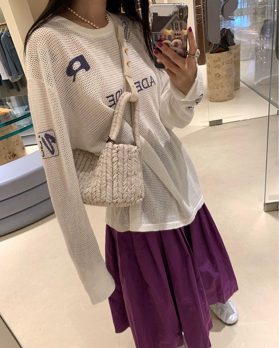 caroliny351's tweet photo. なんとなく物思いにふけってしまう、そんな秋の夜長。ふとそんなことを考えた。 👀🍰
hdaC https://t.co/OkV7Jntqx5