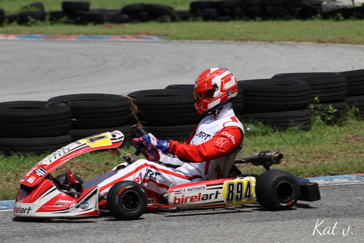 Kattyy1994's tweet photo. ภูมิใจในตัวแม็กกี้ที่สุดเลย ✌️🤍🏎
894🏁
#maxky_rp
#แม็กกี้รชต https://t.co/STLlAyQdVM