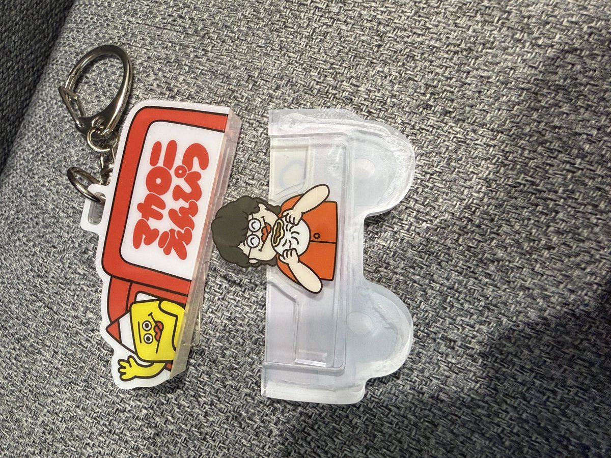 q0ozk's tweet photo. 気づいたら半分どっか行ってる🥲
だいちゃん丸見え😢 https://t.co/VeC68XjMQO
