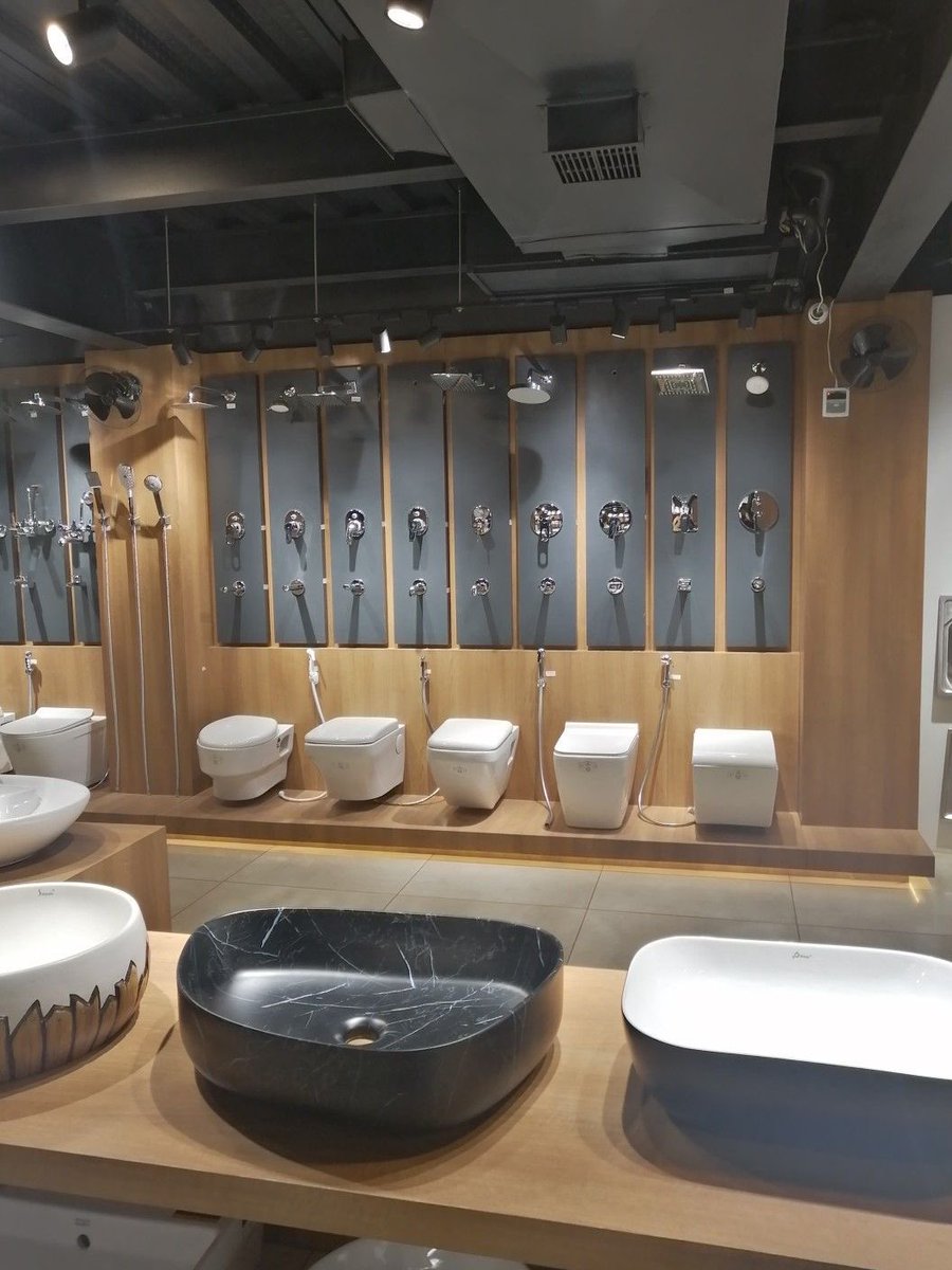 alienMbo's tweet photo. SUAMIKU BILANG INI WASTAFEL CUCI MATA 😭
Akhirnya aku nemu toko wastafel cuci Mata dan estetik parah ini, buat gen Z kayak aku gamau pulang😍😍 https://t.co/JWI7EznvJx