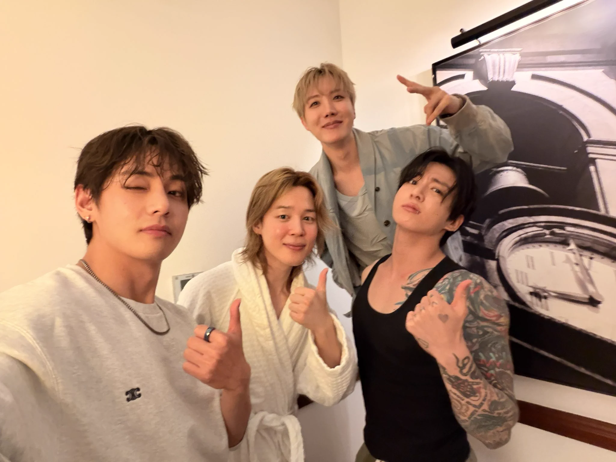 Courtney⁷ saw BTS ✦⟭⟬✧ on X: 
