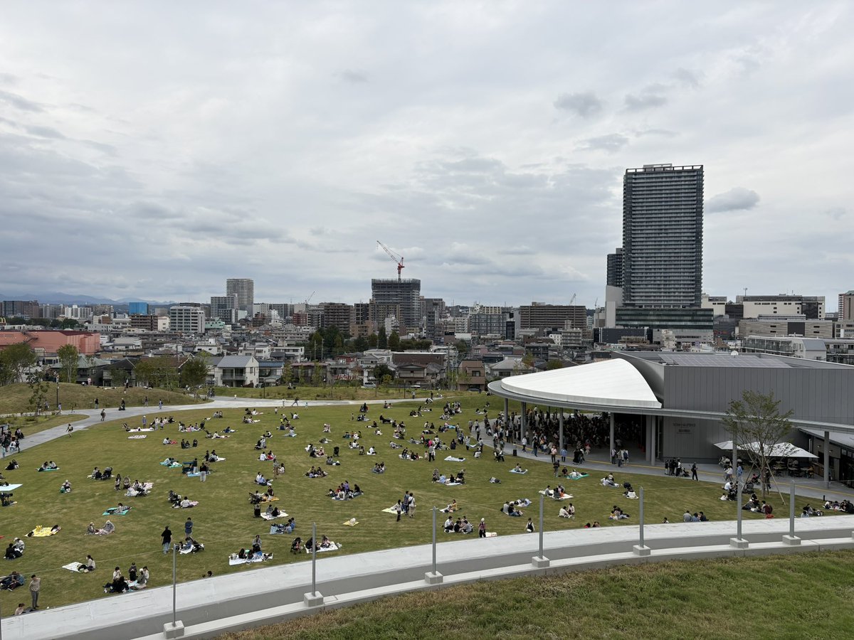 shohujimachi's tweet photo. 八王子は高い建物そんなに建ってないからめっちゃ見通し良いな https://t.co/PIyiiW72Nw