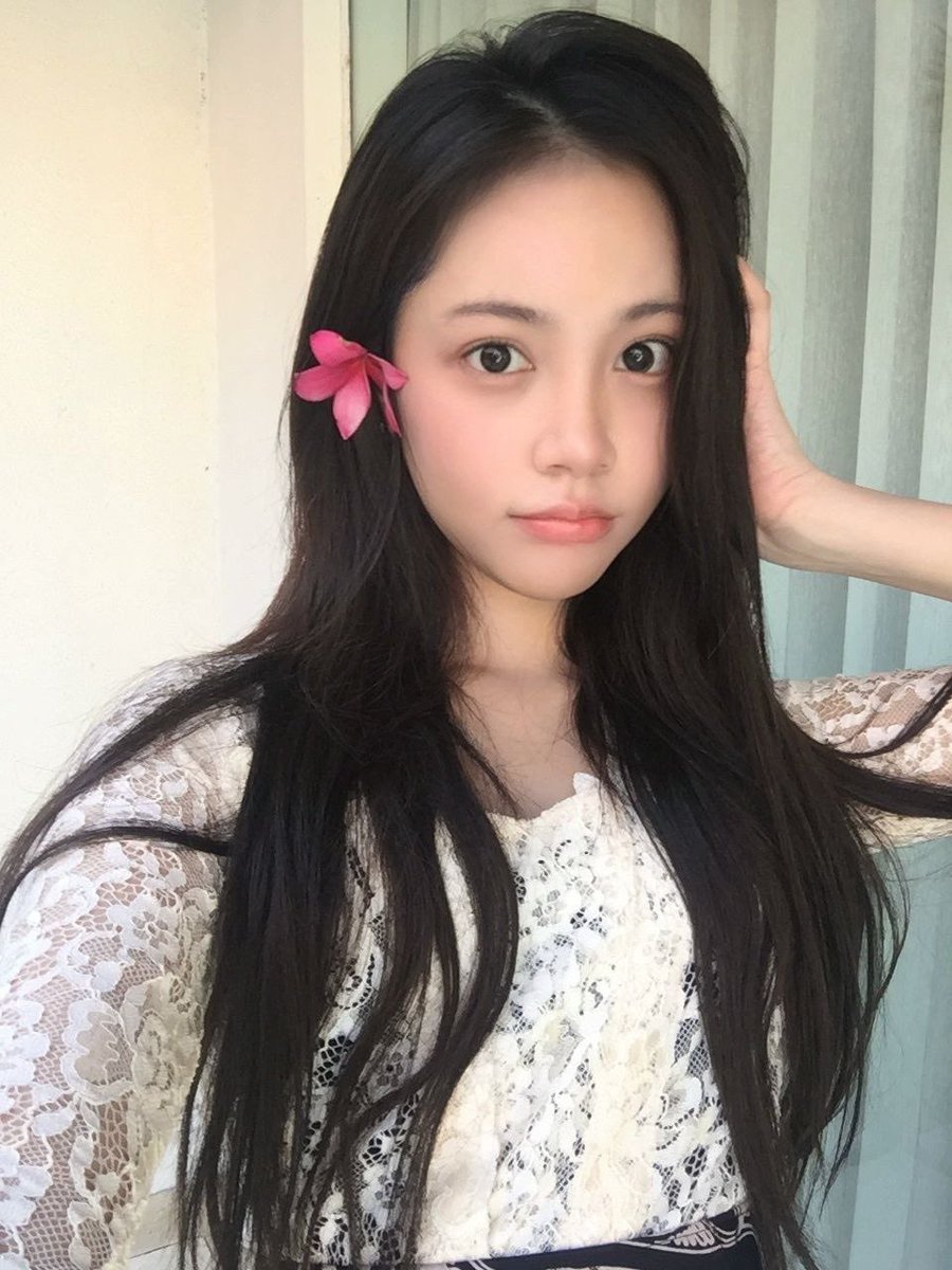 amnedsia's tweet photo. sebuah perbedaan jika mereka bikin igs #ryuries https://t.co/bb7jfz9ZxJ