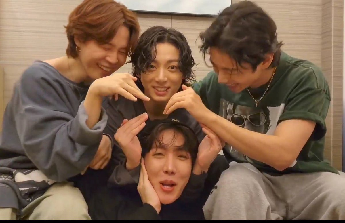 taeskoshy's tweet photo. Hobi with his babies is my favourite genre 😭 https://t.co/BusfjTBjp2