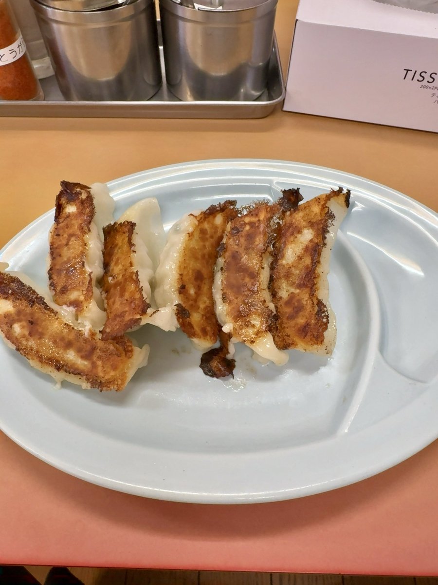 highrock_x's tweet photo. ランチ

白みそとんこつラーメン 中盛 餃子セット

株主優待クーポン無料

ごちそうさまでした😋

#ランチ
#ラーメン
#ラーメン山岡家 https://t.co/mGzl6PBD0W