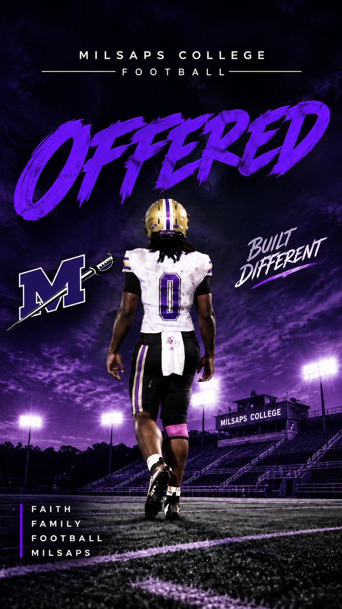 WheresBand0's tweet photo. After a great conversation with @CoachBaxley I am blessed to receive a offer from @MajorsFootball #AGTG
@coach_james12 @BulldogsAc https://t.co/3txBAEa2Xv