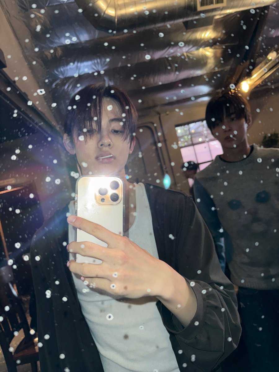 ancthrax's tweet photo. Ada yang tau kenapa pacarnya ikutan terus? https://t.co/lB1rcl9t9U