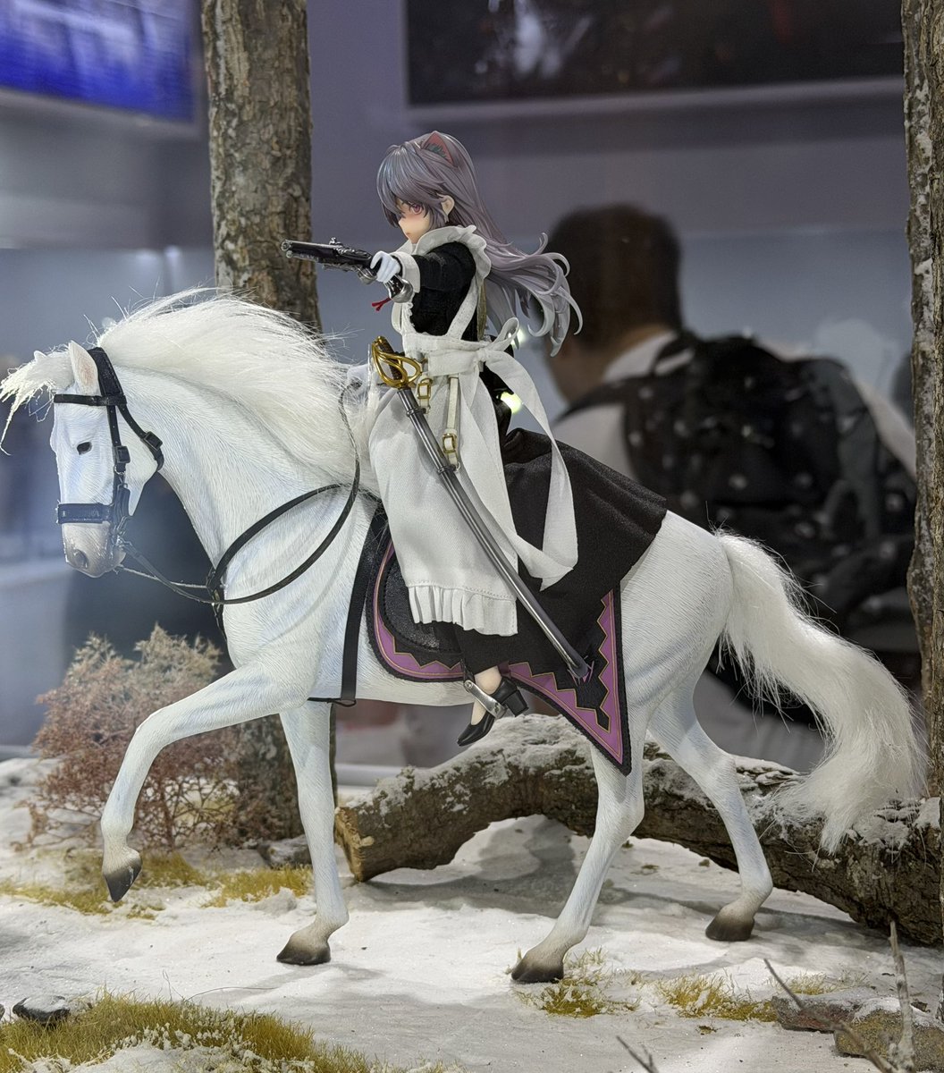 TRISKELE_HOBBY's tweet photo. 髪を降ろしたフェイチーズ（騎兵Ver）はHASUKIから1/12スケールでの参考展示です。ネオエデントイズとは別だよ。

#TRISKELE_HOBBY
#HASUKI
#ファンタジーフィギュアで遊ぼう
#上海WF
#上海WF2026
#上海WonderFestival
#上海WonderFestival2026 https://t.co/zx3QzmHOGJ