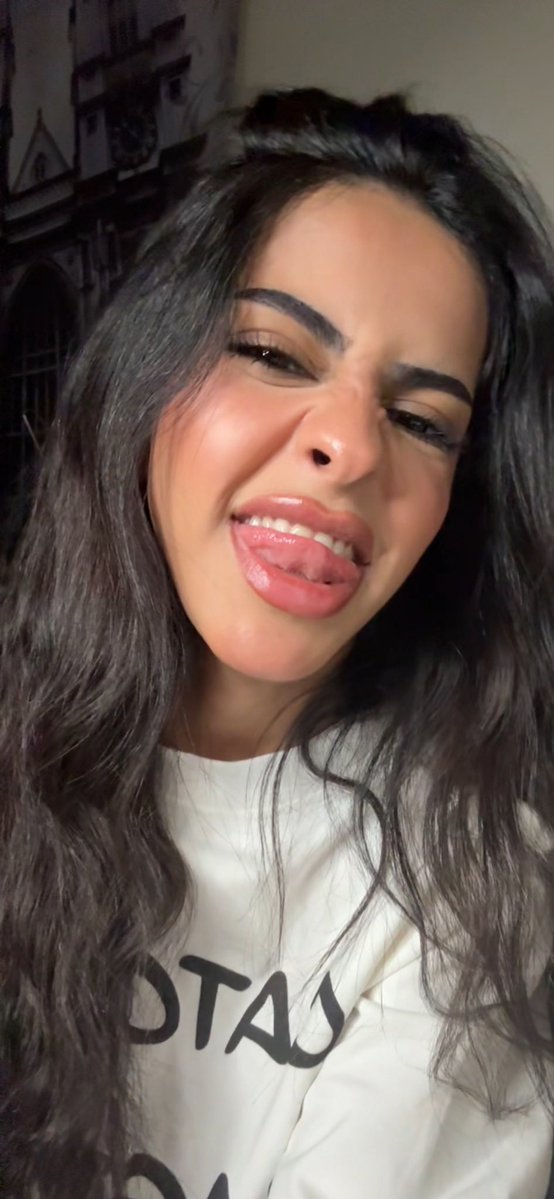 Leoygc0's tweet photo. اهه كسمييي ابي انبعص من عمتي و اطاقع واتخنزررر فاكك😵‍💫😭

( ما تقدر ترسل خاض ضيفني وانا بجيك خاص ) https://t.co/9COab1iuHn