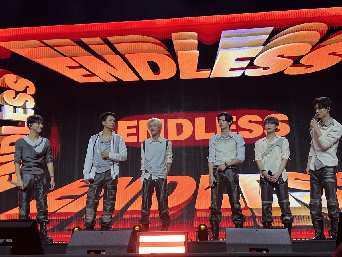 dunkinph's tweet photo. 🧡 #DunkinPH_ENDLESS #ENDLESSFunMeet #ENHYPEN https://t.co/YeGJ4mwxFA