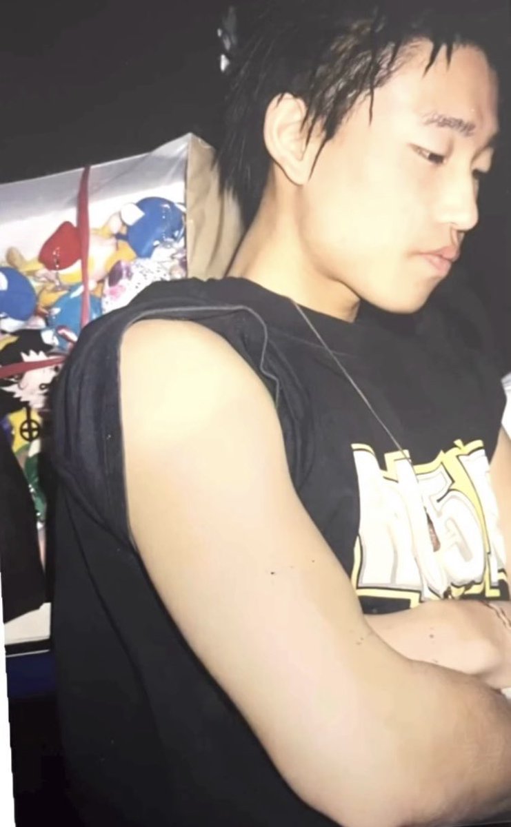 7vcdhz's tweet photo. 20살월요커플      너무느껴져서주저앉음… https://t.co/LPyfi3SEct