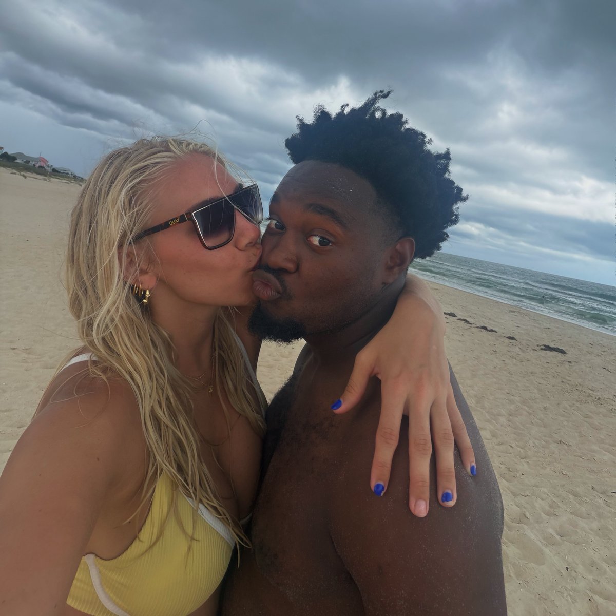 SageHunt64853's tweet photo. #InterracialCouple #WWBM #WhiteWomanBlackMan #BlackManWhiteWoman #MixedCouple #InterracialLove #BNWO https://t.co/CyeA45LM3K