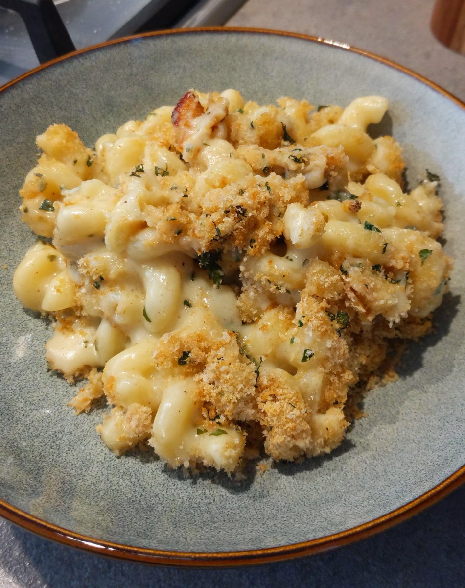 homevsfastfood's tweet photo. [Homemade] Mac &amp; Cheese
#HomemadeMacAndCheese
#MacAndCheeseLovers
#CheesyGoodness
#ComfortFood
#FromScratchRecipe #homecooking #food #recipes #foodpic #foodie #foodlover #cooking #hungry #goodfood #homecookingvsfastfood https://t.co/r5jssrwveB