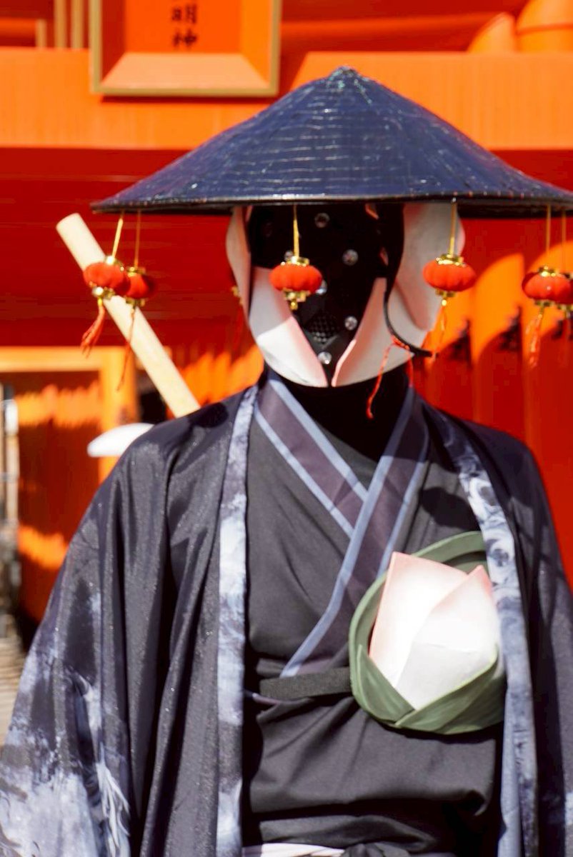 blaster_joe's tweet photo. 【告知】
11月3日（火・祝）12:30〜12:50
神戸市兵庫区に有る和田神社でショーを上演する。

毎年呼んで貰って有り難い限りだ。

今年も特別出演としてDEADSのゴウマンダが出てくれるぞ。
観に来てくれよ。

出演
#ブラスタージョー
ぼたん
スイレン

#ゴウマンダ

#拡散希望

https://t.co/6V5NL3Gsnw https://t.co/77YQDz5YJN