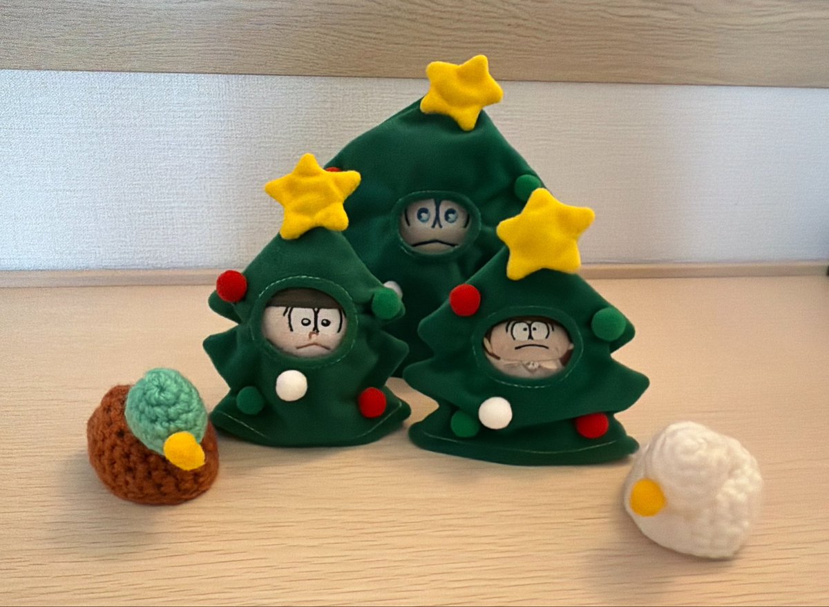 011transel's tweet photo. (•́.•̀)「あひるさんですっ！」

(•́c•̀)「かもさんです」

(•́.•̀)「あとでこうたいね。」

(•́c•̀)「うん。」

(•́.•̀)「クリスマス！♬«٩(* ॑꒳ ॑*)۶»♬」

(゜︵゜)「まだはやいよ…」

ちびちゃたちが大好きなもぐもぐ屋(@nanaminuilove )ななみさんのお洋服です。 https://t.co/vfewweNGDb